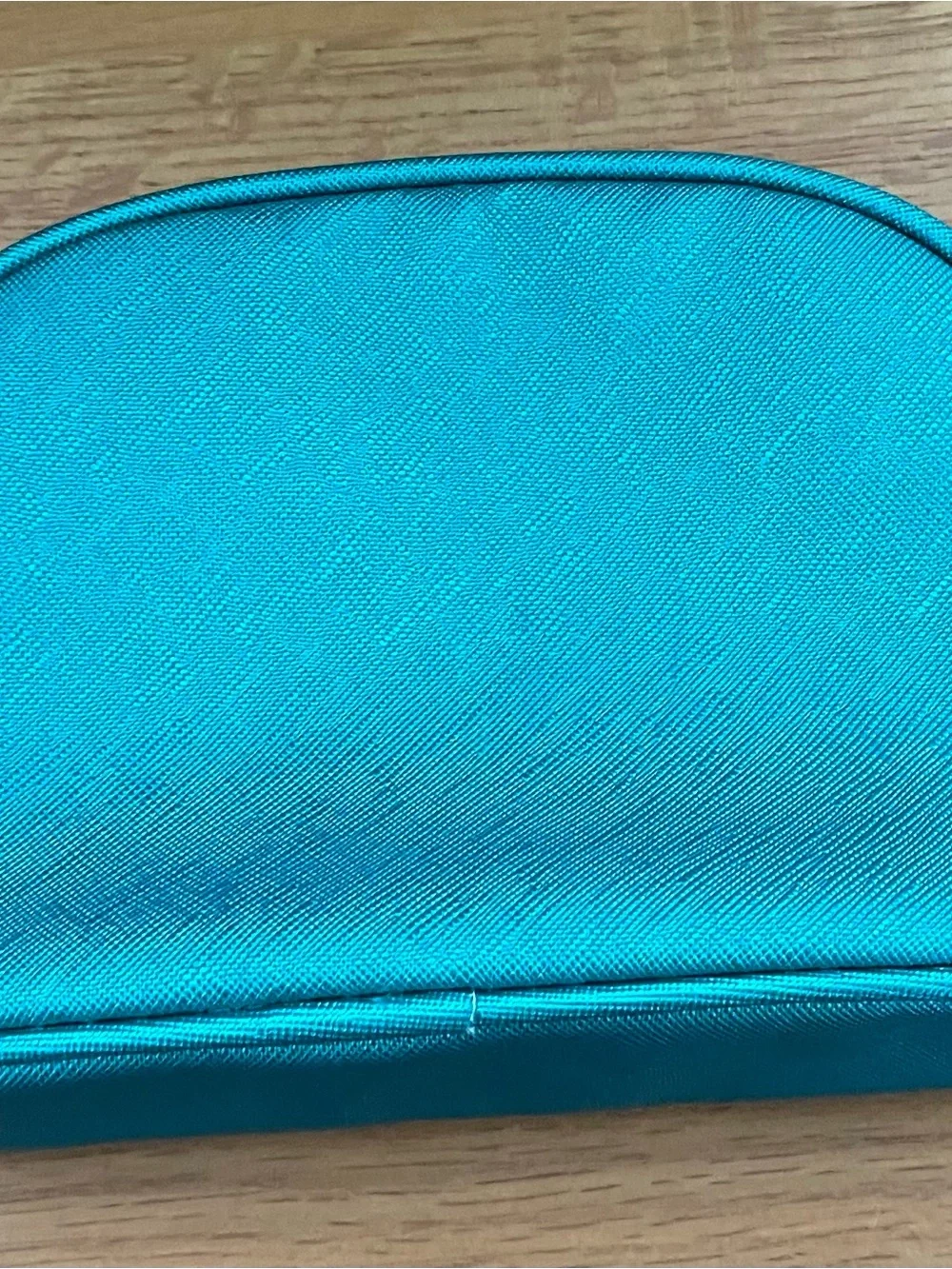 La Mer Turquoise Makeup Organizer Pouch